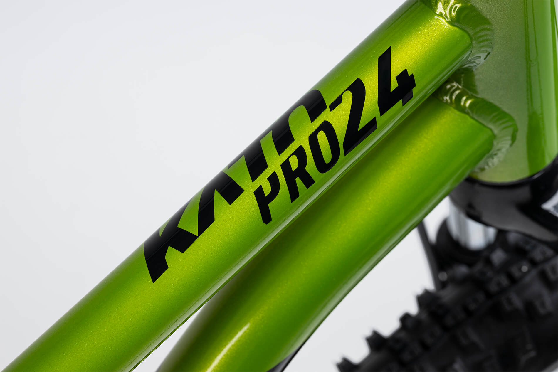 Ghost Kato 24 Pro candy lime green/black - glossy – Image 5